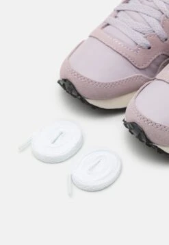 Saucony Dxn Trainer - Sneakers Laag - Grey/White -Saucony 123a00d8c4eb4589b7bf8e799cdd9878