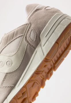 Saucony Shadow - Sneakers Laag - Tan/White -Saucony 571ba1048621479f9090da7992a5ae79