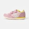Saucony Jazz Double - Sneakers Laag - Pink/Yellow/Peach 2 Saucony Jazz Double - Sneakers Laag - Pink/Yellow/Peach -Saucony b59a3490e67c463385c4b6e1674cf5d4