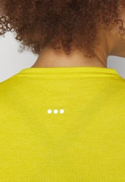 Saucony Stopwatch Graphic Short Sleeve - T-Shirt Print - Arrovo Heather 13 Saucony Stopwatch Graphic Short Sleeve - T-Shirt Print - Arrovo Heather -Saucony ca36515f94f54d0289220901b52bfd0a