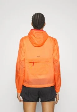 Saucony Elevate Packaway Jacket - Runningjack - Zenith -Saucony cbb702986c72481daea2cf482236cff1