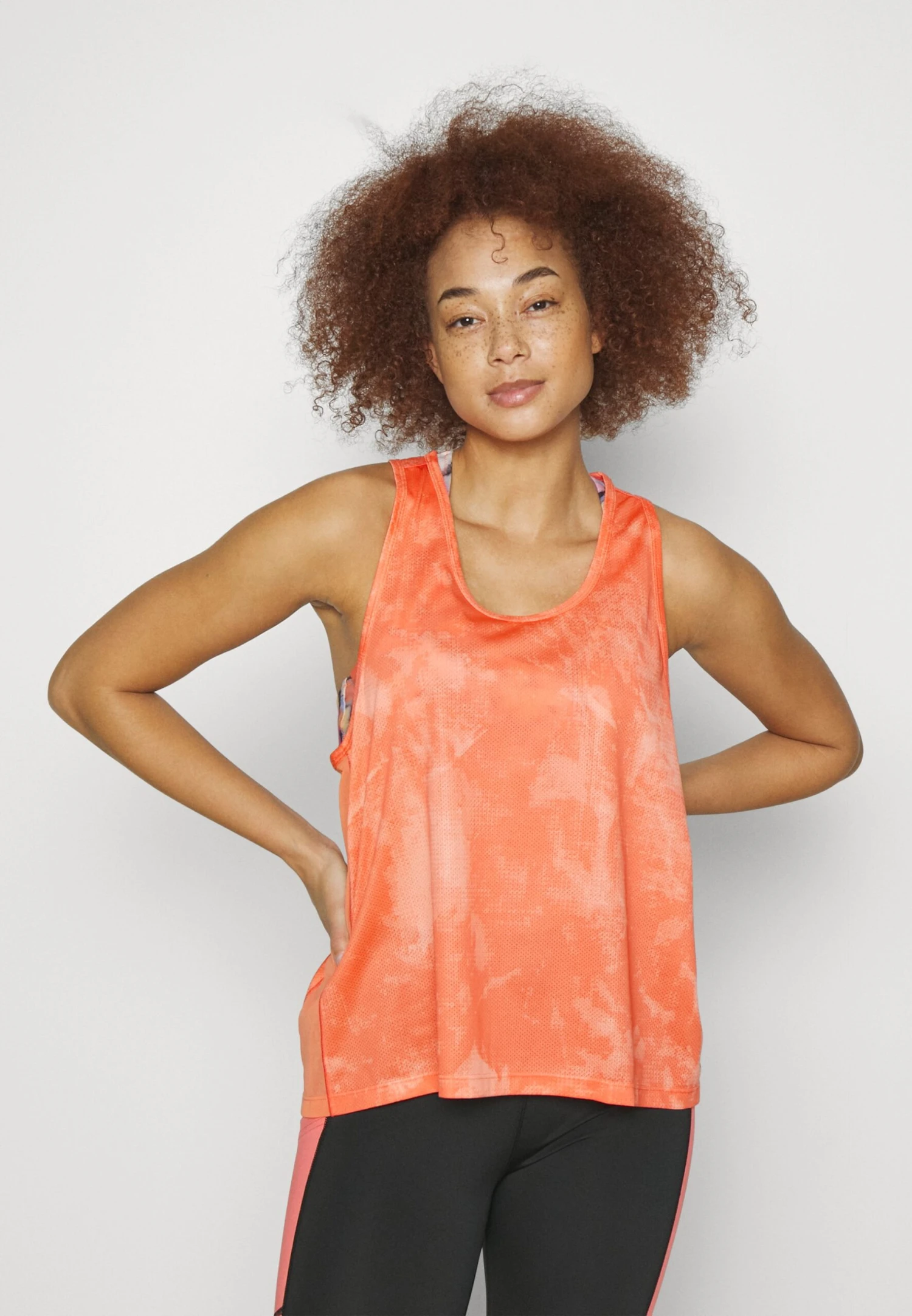 Saucony Elevate Tank - Top - Zenith 3 Saucony Elevate Tank - Top - Zenith