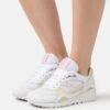 Saucony Shadow - Sneakers Laag - White/Yellow -Saucony db82bd4184354a4a896942db590b4933