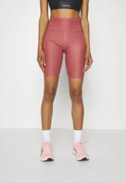 Saucony Pinnacle 8" Tight Short - Legging - Apple Butter -Saucony de1de69445c94f4cac7695e0b1a1886b